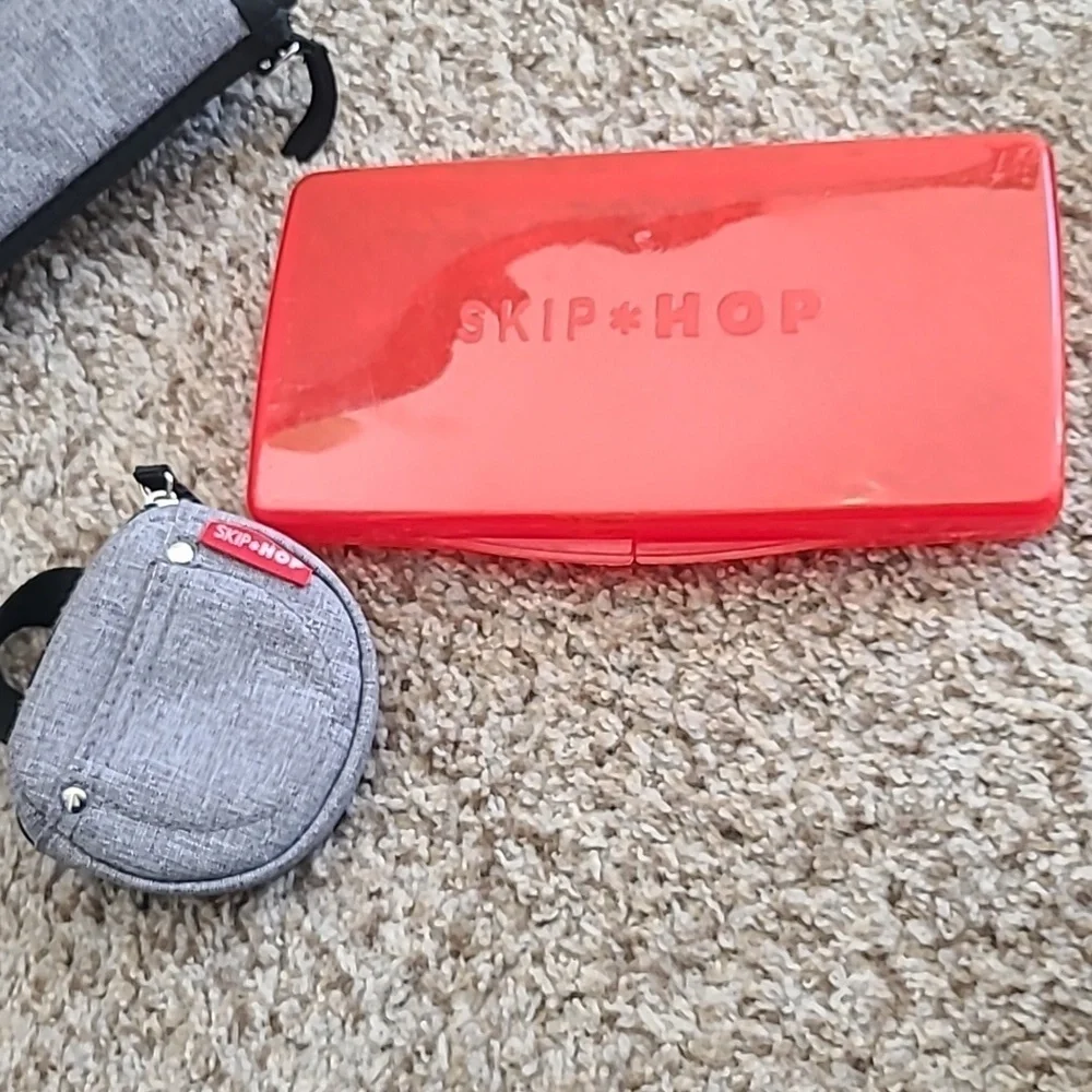 Skip Hop Gray and Red Travel Changing Kit Zip Off Changing Mat